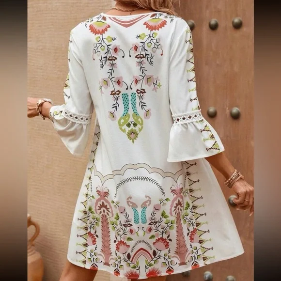 Boho Floral Peacock Print Guipure Crochet Lace Flounce Sleeve Dress - Picture 3 of 6